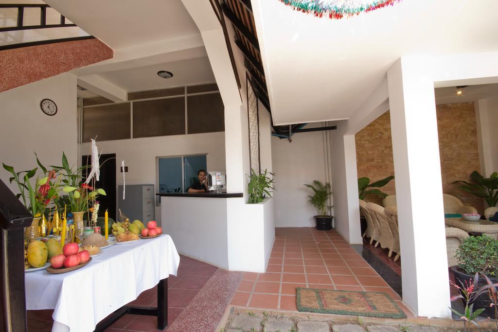 The Moon Villa Siem Reap Buitenkant foto