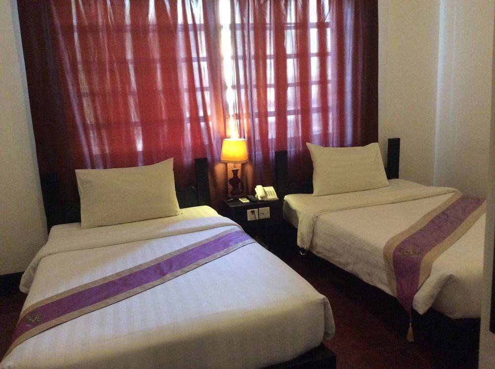 The Moon Villa Siem Reap Buitenkant foto