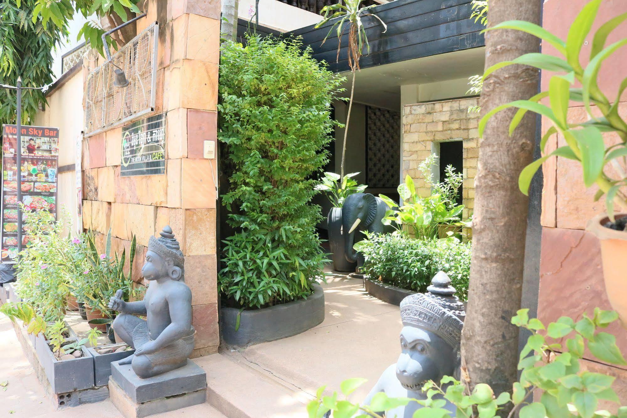 The Moon Villa Siem Reap Buitenkant foto
