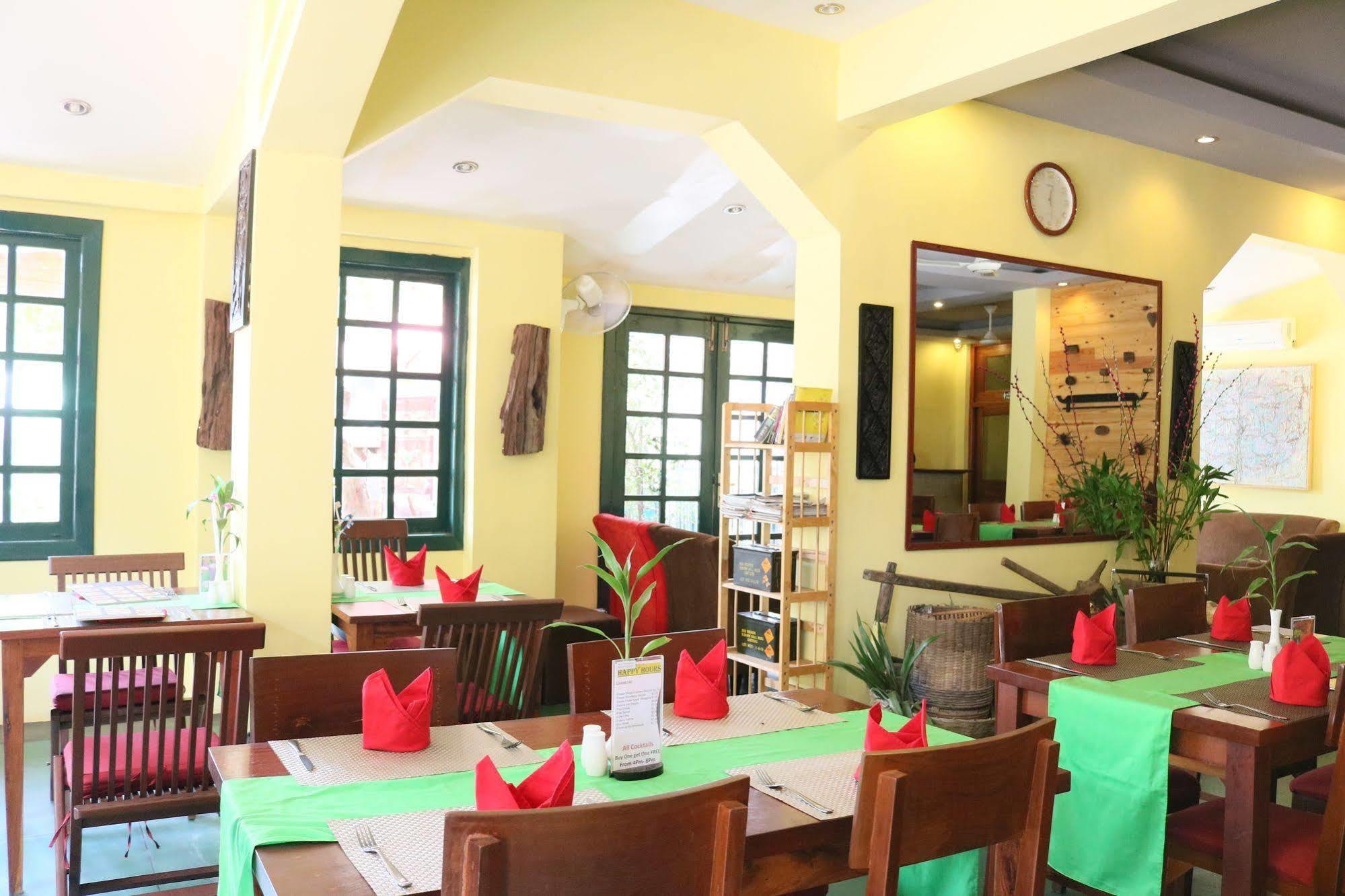 The Moon Villa Siem Reap Buitenkant foto